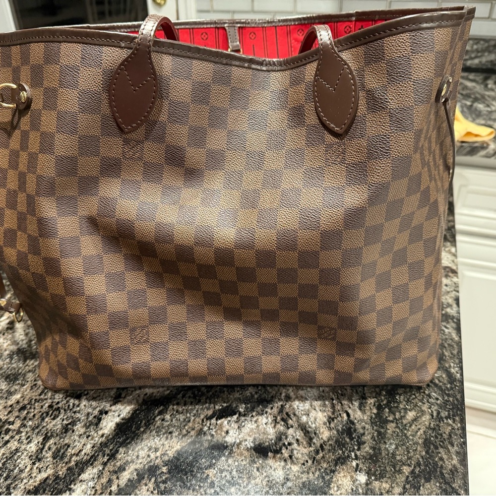 Louis Vuitton Neverfull GM with matching wallet